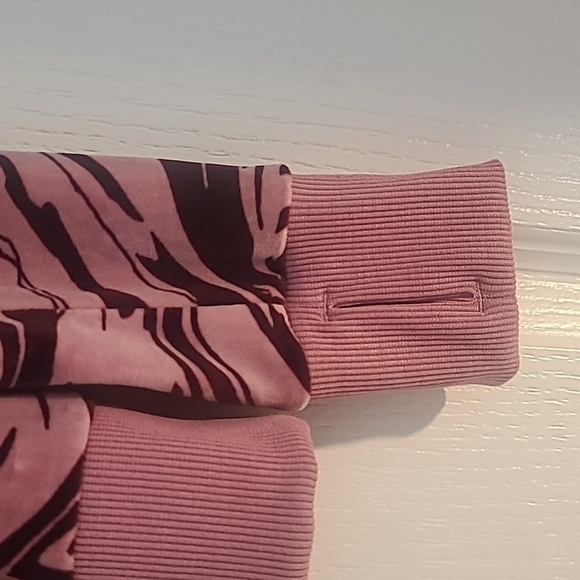 BNWT Lularoe Bethany Hoodie! - Picture 6 of 10